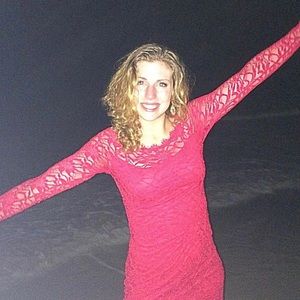 Boat neck red lace dress!